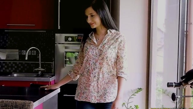 ������� ��������� Melody Mae �������� ���� �� ������ �� ����� ����� 